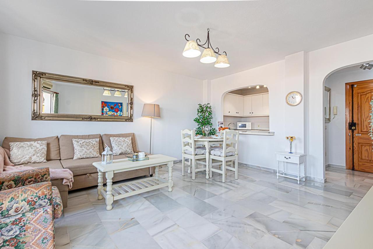 797 Holiday Rentals - Amplio Piso Para 4 En El Centro De Arroyo De La Miel Benalmádena Esterno foto