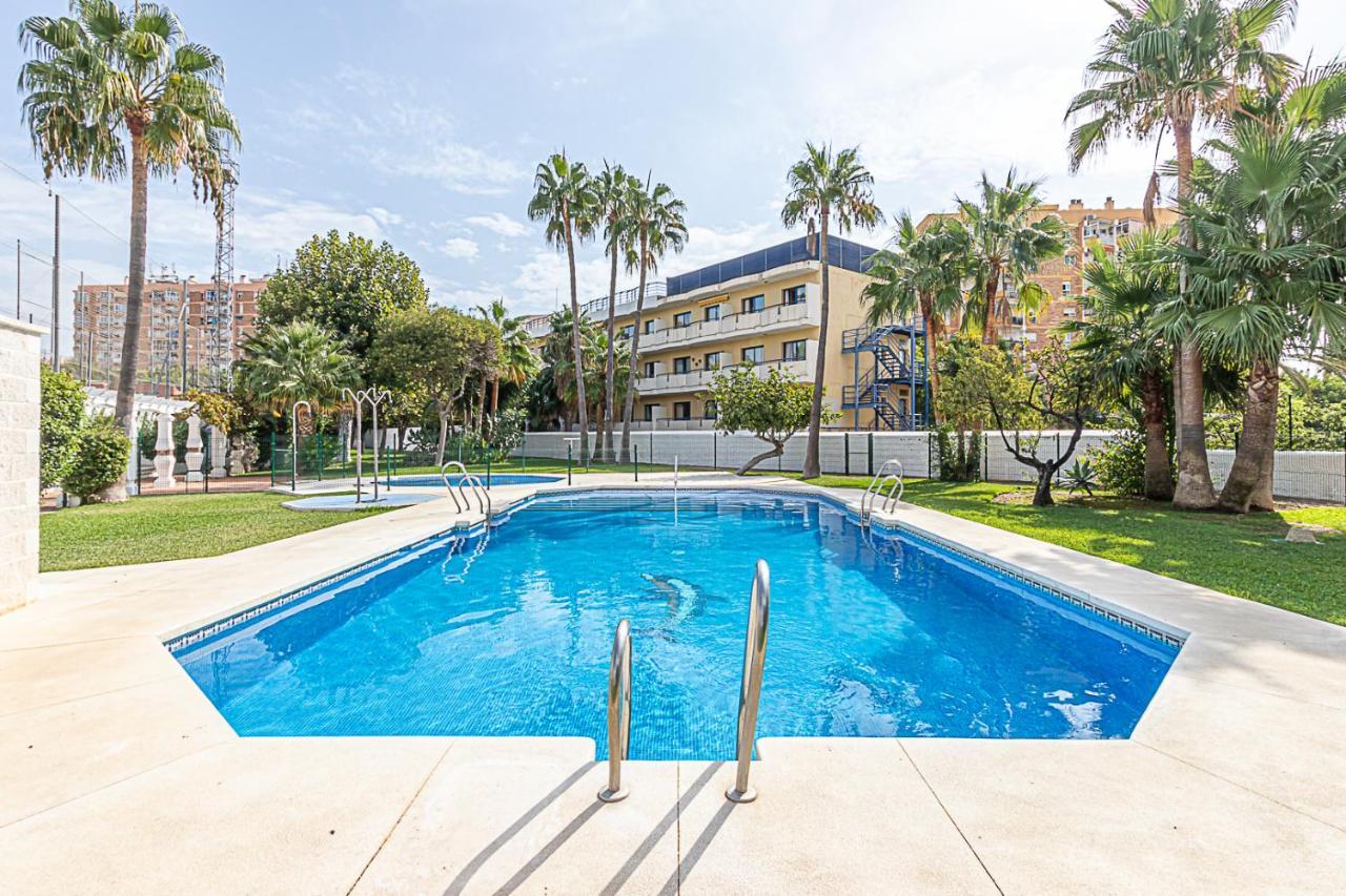 797 Holiday Rentals - Amplio Piso Para 4 En El Centro De Arroyo De La Miel Benalmádena Esterno foto
