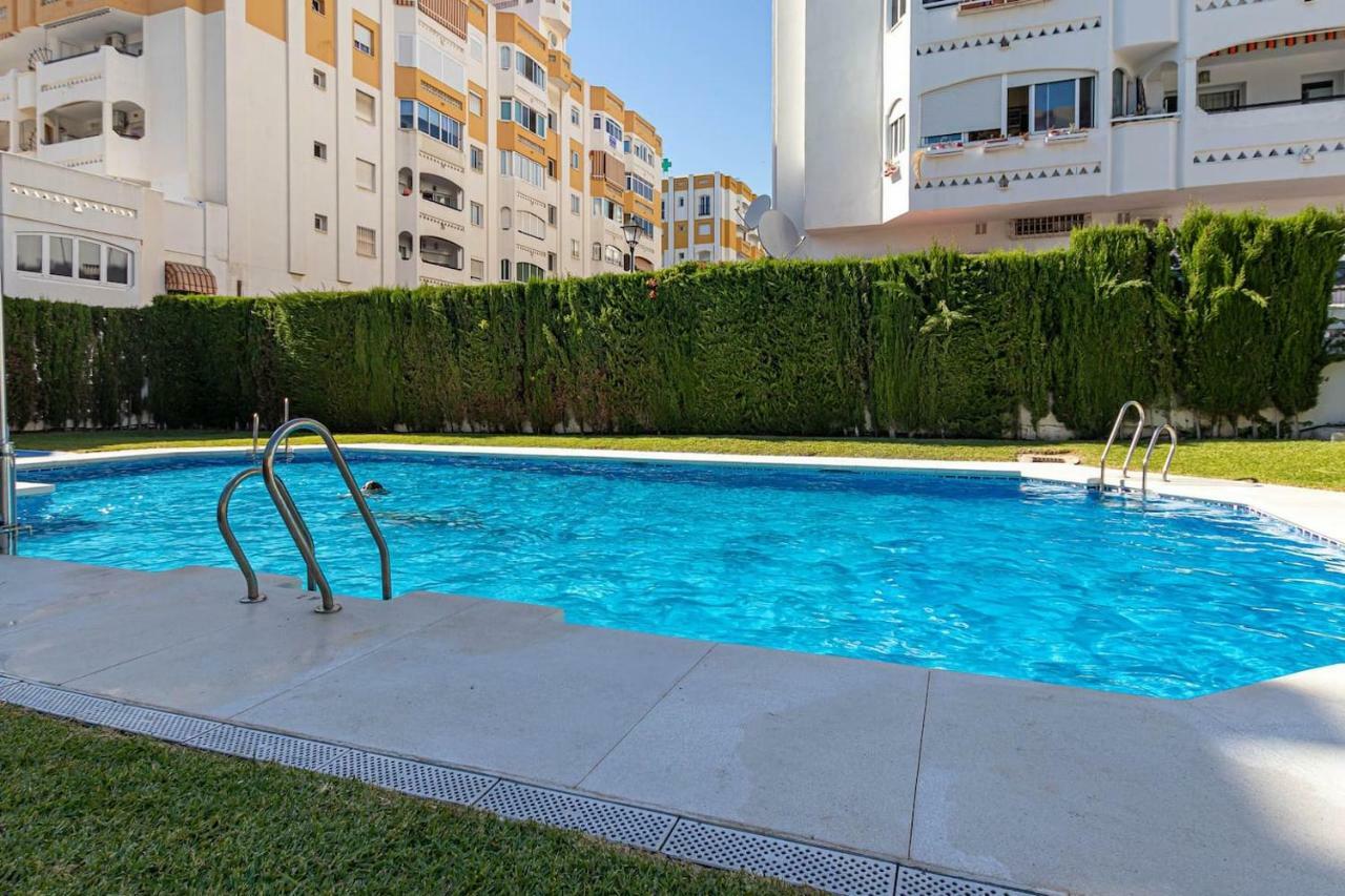 797 Holiday Rentals - Amplio Piso Para 4 En El Centro De Arroyo De La Miel Benalmádena Esterno foto